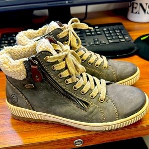 remonte Boots with fur size 38 barely worn